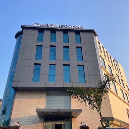 Hotel The Ecstasy Chinhat Exterior foto